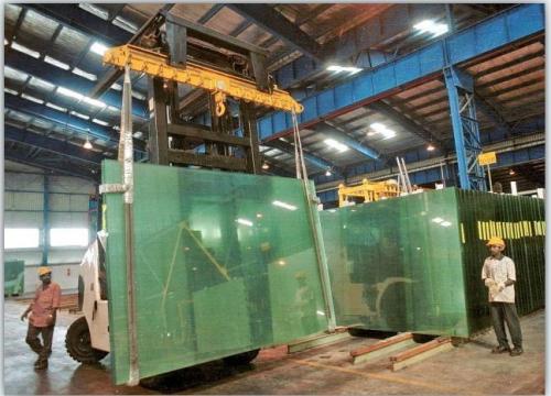 استخدام المرفق في صناعة الزجاج